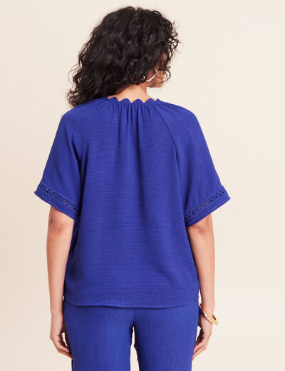 Blouse fluide col v manches courtes bleu fonc&eacute; femme