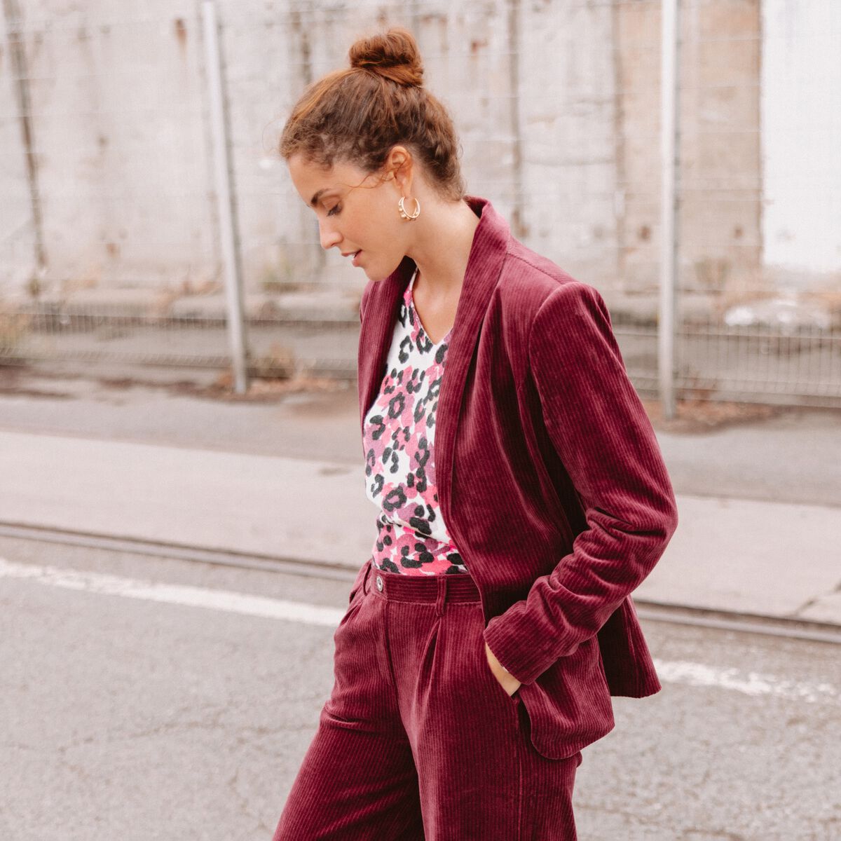 Veste tailleur velours bordeaux femme