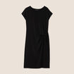 Robe cintrée courte col rond noir femme