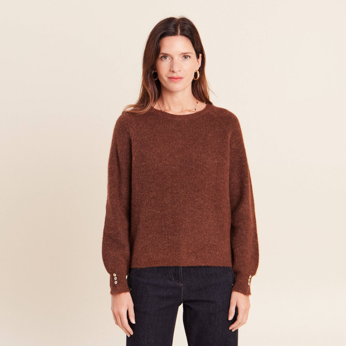 Pull col rond marron fonc&eacute; femme