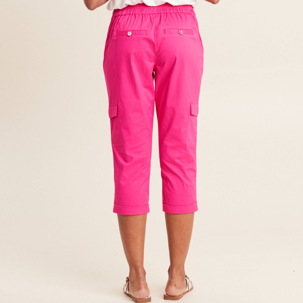 Pantacourt droit poches c&ocirc;t&eacute;s rose fushia femme