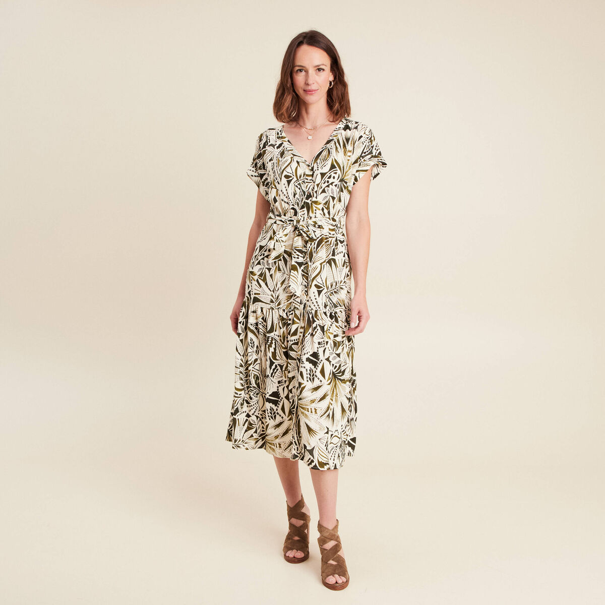 robe longue évasée col v manches courtes vert femme