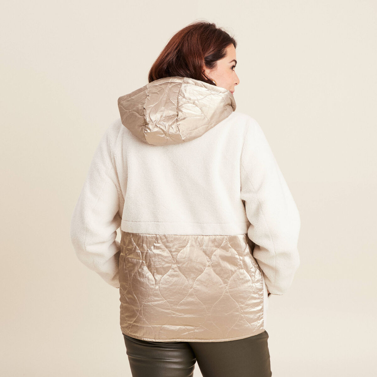 Manteau effet laine mouton &agrave; capuche ecru femme