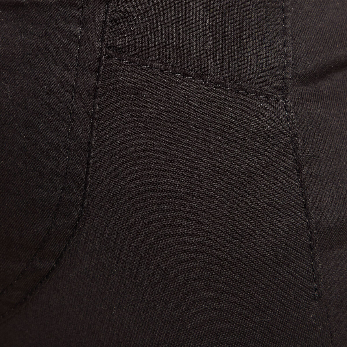 Pantalon léger taille standard 7/8ème noir femme