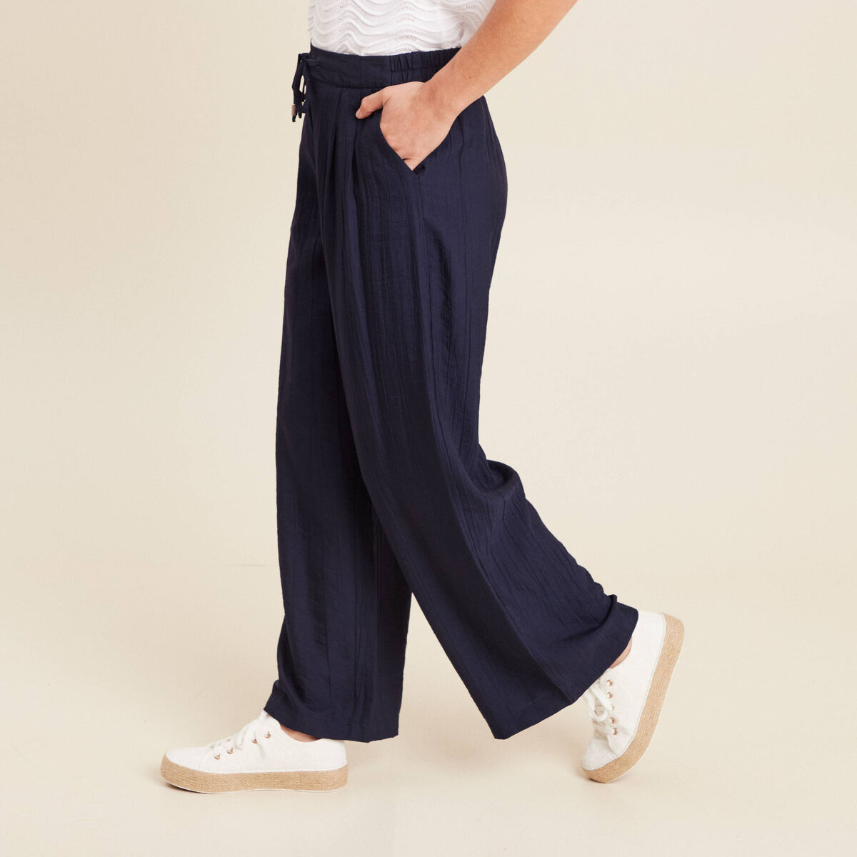 Pantalon fluide taille haute bleu marine femme
