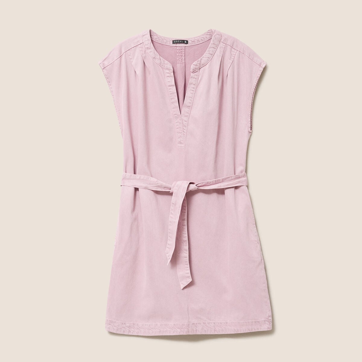 Robe courte ceintur&eacute;e col tunisien rose femme