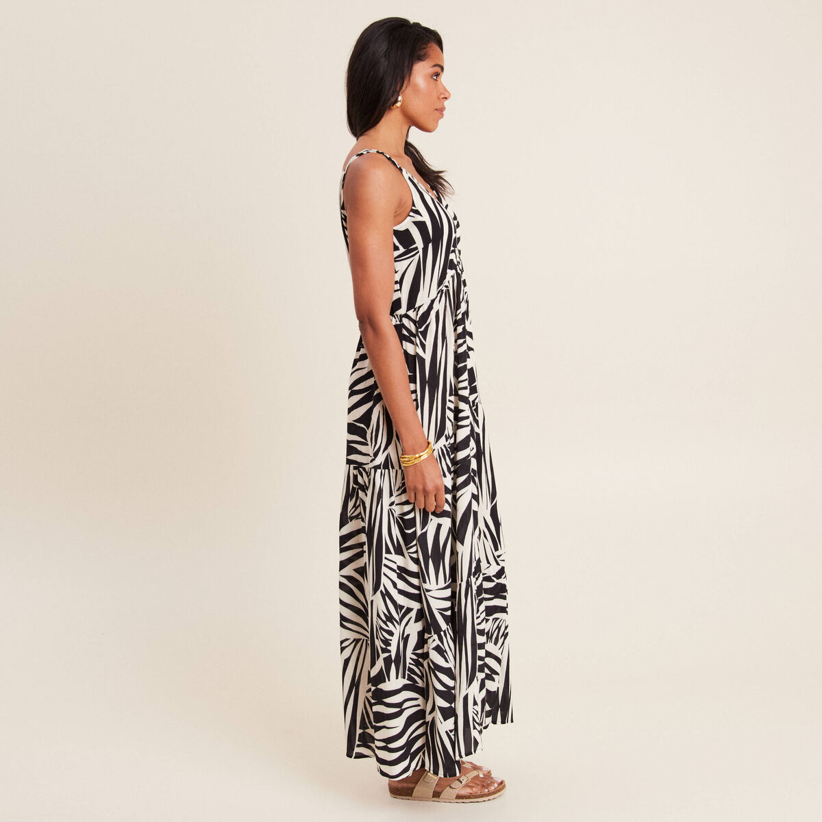 Robe longue évasée bretelles noir femme