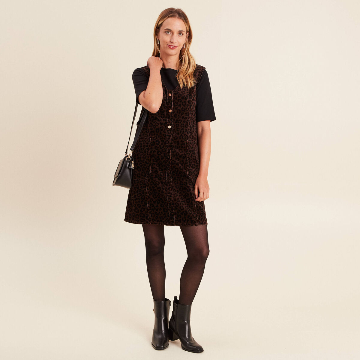 Robe droite courte sans manches velours marron cognac femme