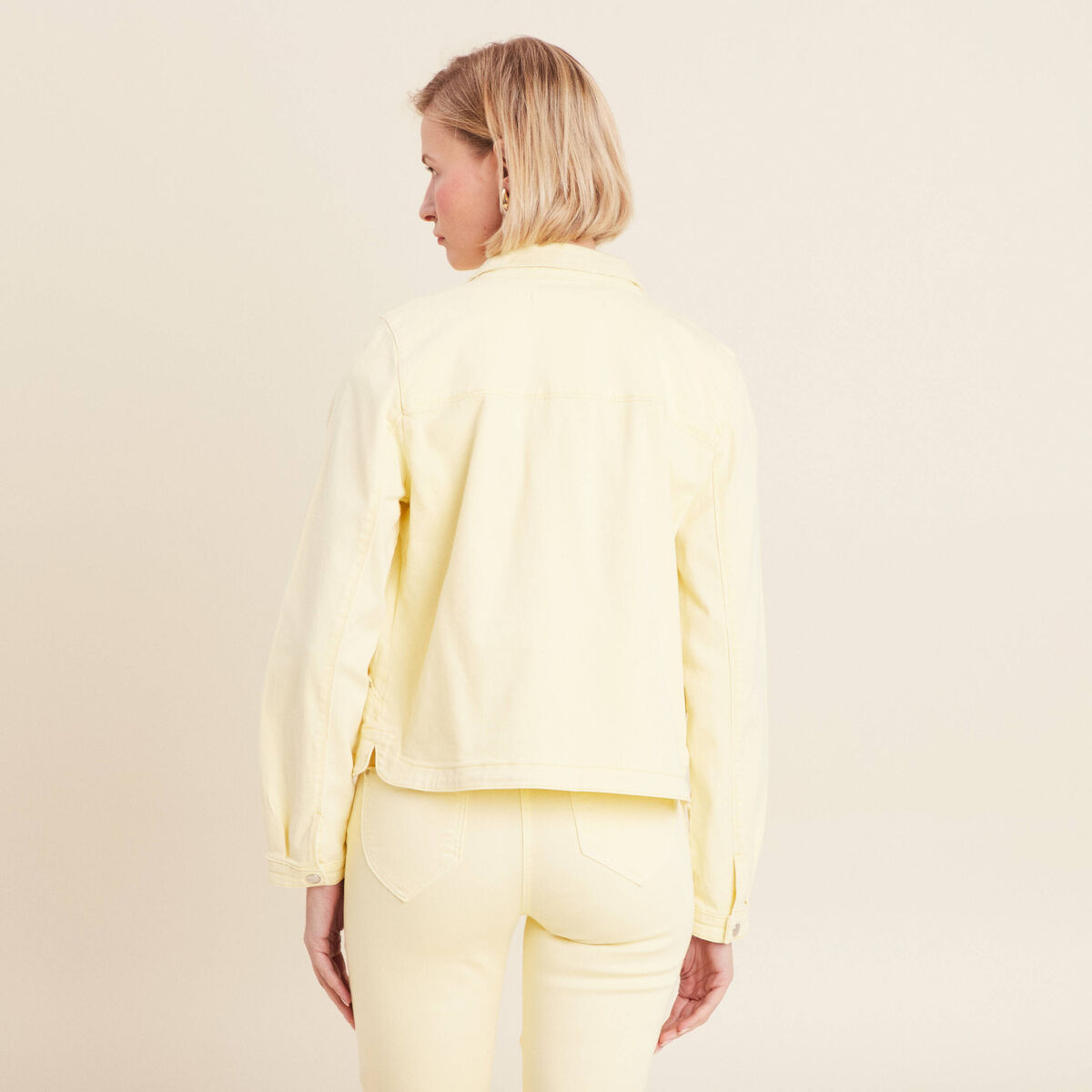 Veste boutonnée en jean jaune clair femme