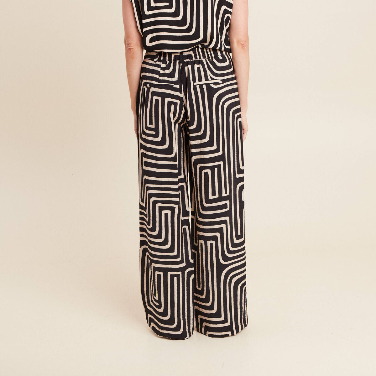 Pantalon flou taille haute noir femme