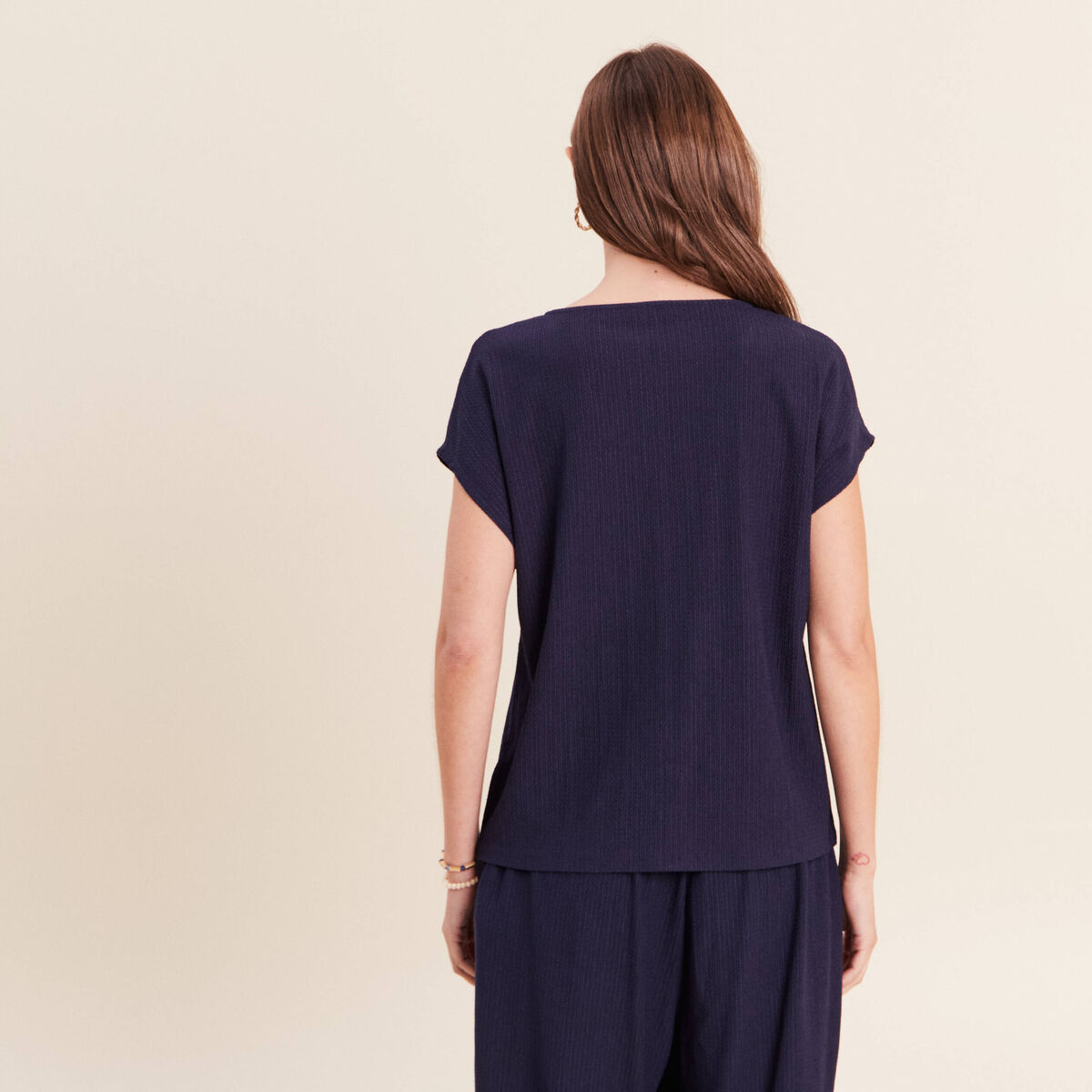 T-shirt bas resserr&eacute; manches courtes bleu marine femme