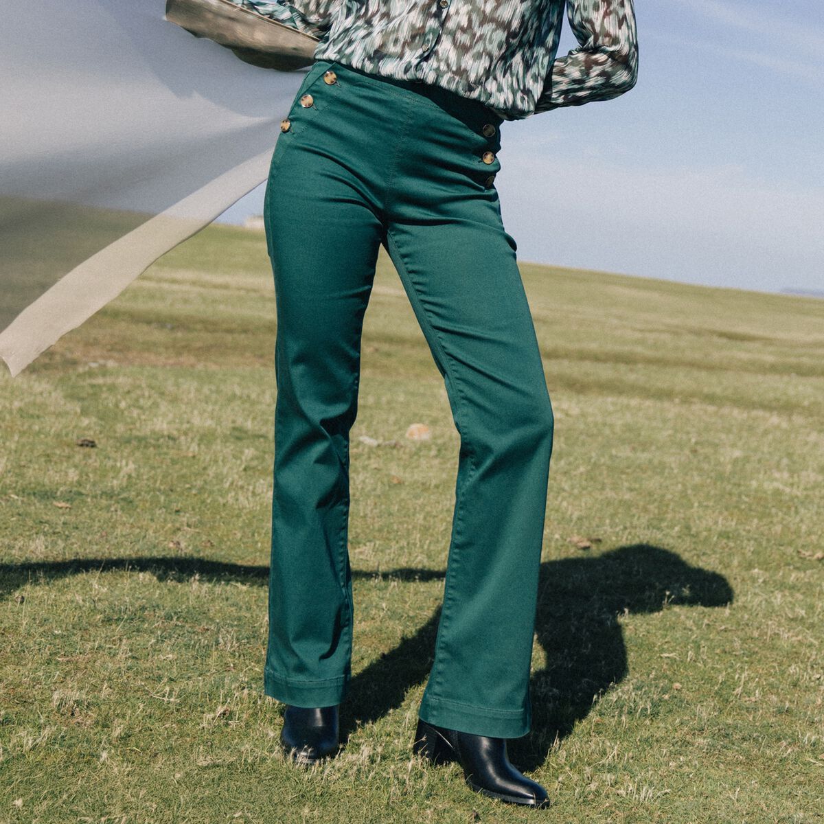 Pantalon coupe bootcut taille haute vert fonc&eacute; femme
