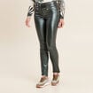 Pantalon ajust&eacute; enduit &agrave; pont vert fonc&eacute; femme