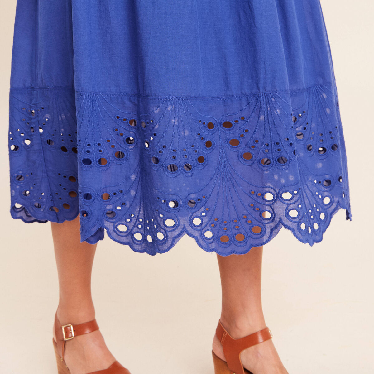 Jupe taille haute doubl&eacute;e avec broderie bleu fonc&eacute; femme