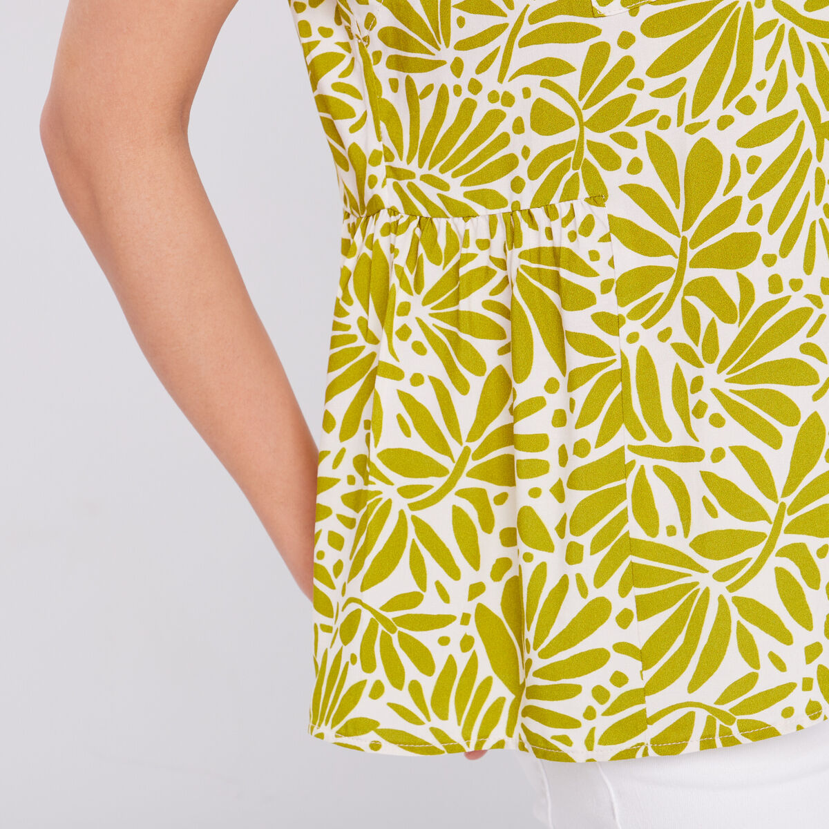 Blouse manches courtes vert femme