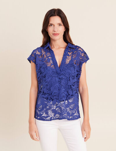 Blouse manches courtes aspect dentelle bleu fonc&eacute; femme