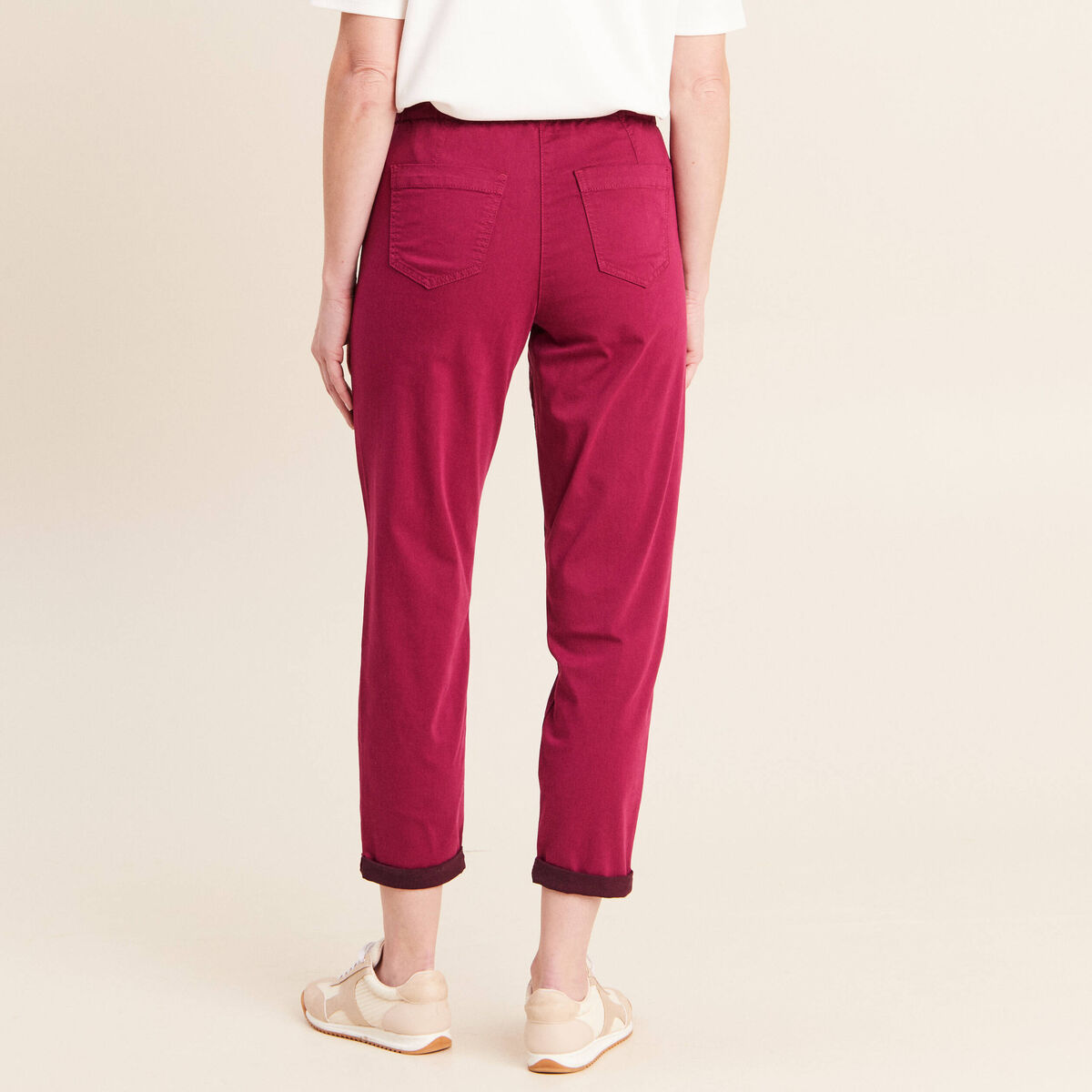 Pantalon coupe mom 7/8&egrave;me rouge fonc&eacute; femme