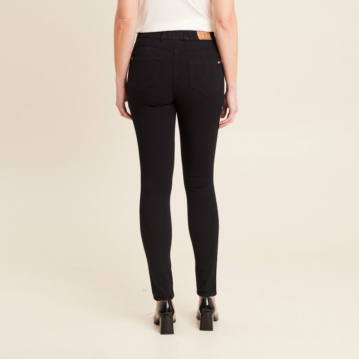 Pantalon magique le Sculptant coupe slim noir femme