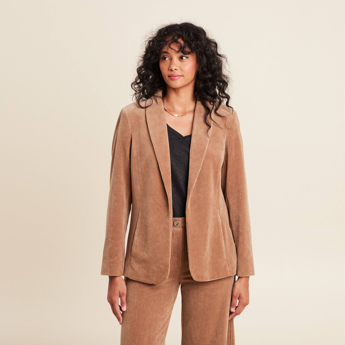 Tailleur En Velours Noir - Taille 36 - Parfait Pour Un Look Classe