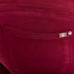 Jean magique ajusté taille standard rouge foncé femme