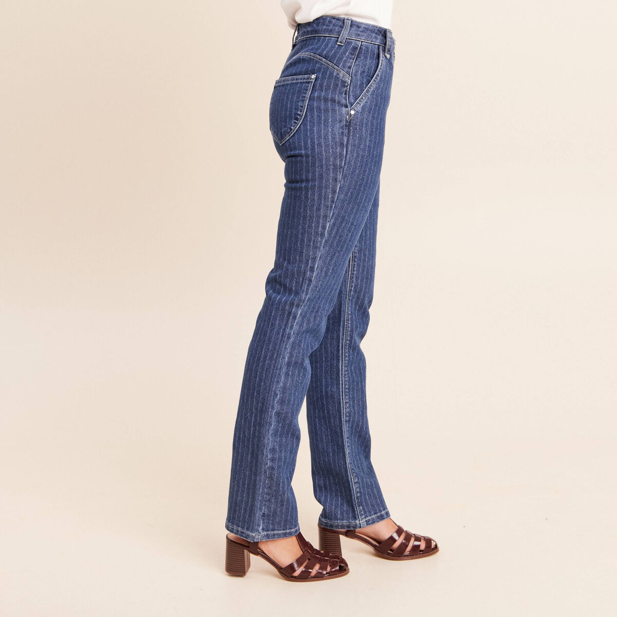 Jean coupe droite taille haute denim stone femme