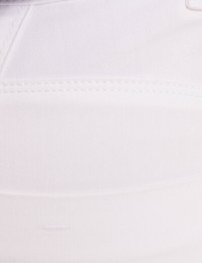 Jean ajusté taille standard 7/8ème blanc femme