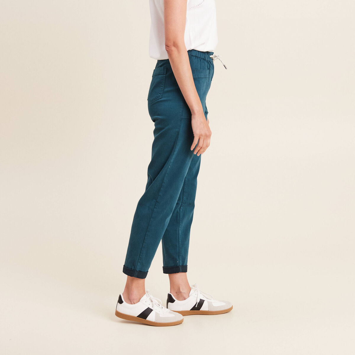 Pantalon coupe mom 7/8&egrave;me bleu canard femme
