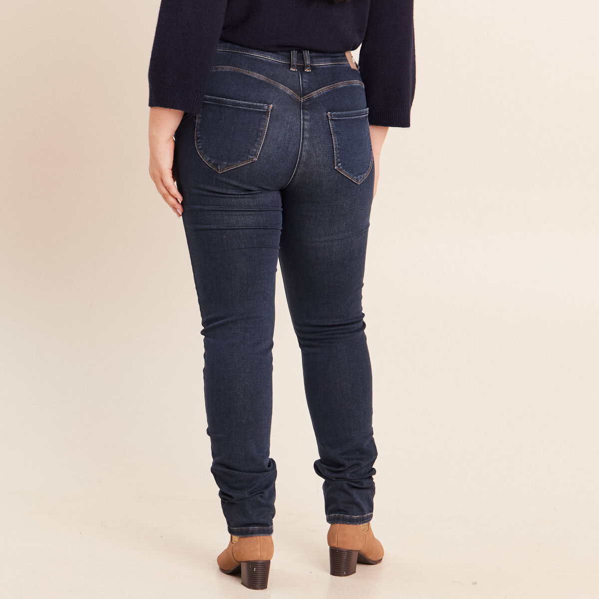 Jean magique Le Chaud denim brut femme