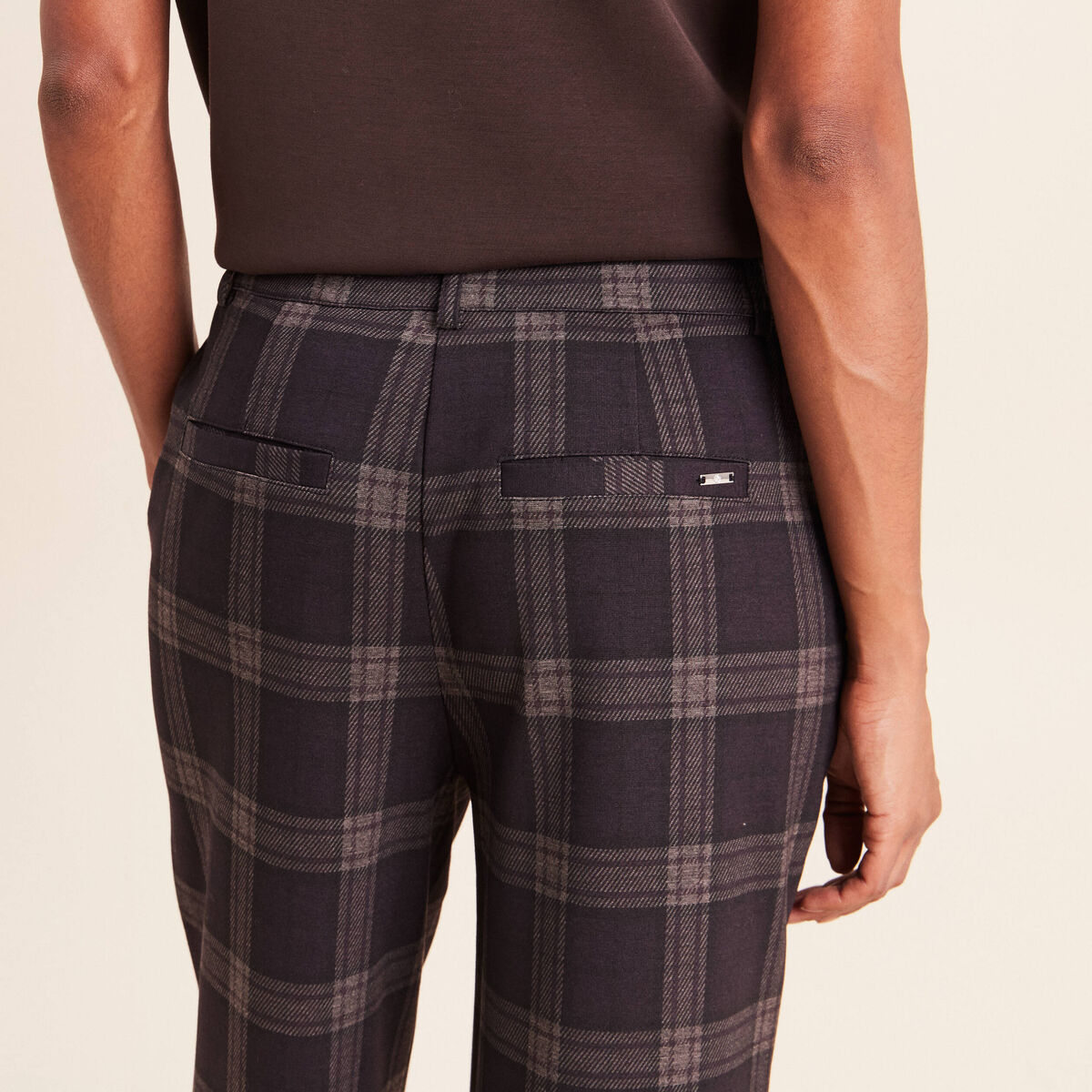 Pantalon gris femme