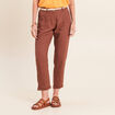 Pantalon coupe chino en lin ceintur&eacute; marron fonc&eacute; femme