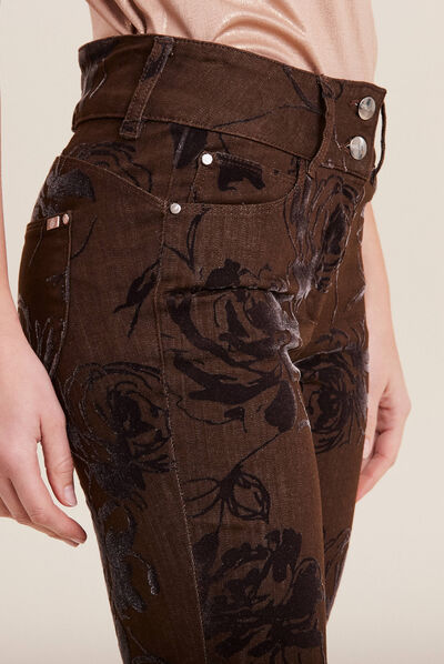 Jean ajusté taille standard marron femme