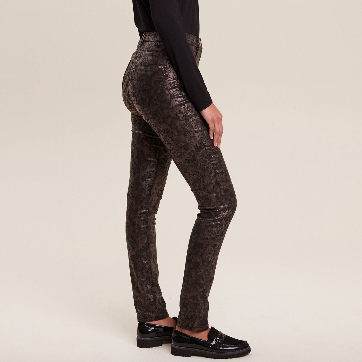 Pantalon ajusté couleur bronze femme