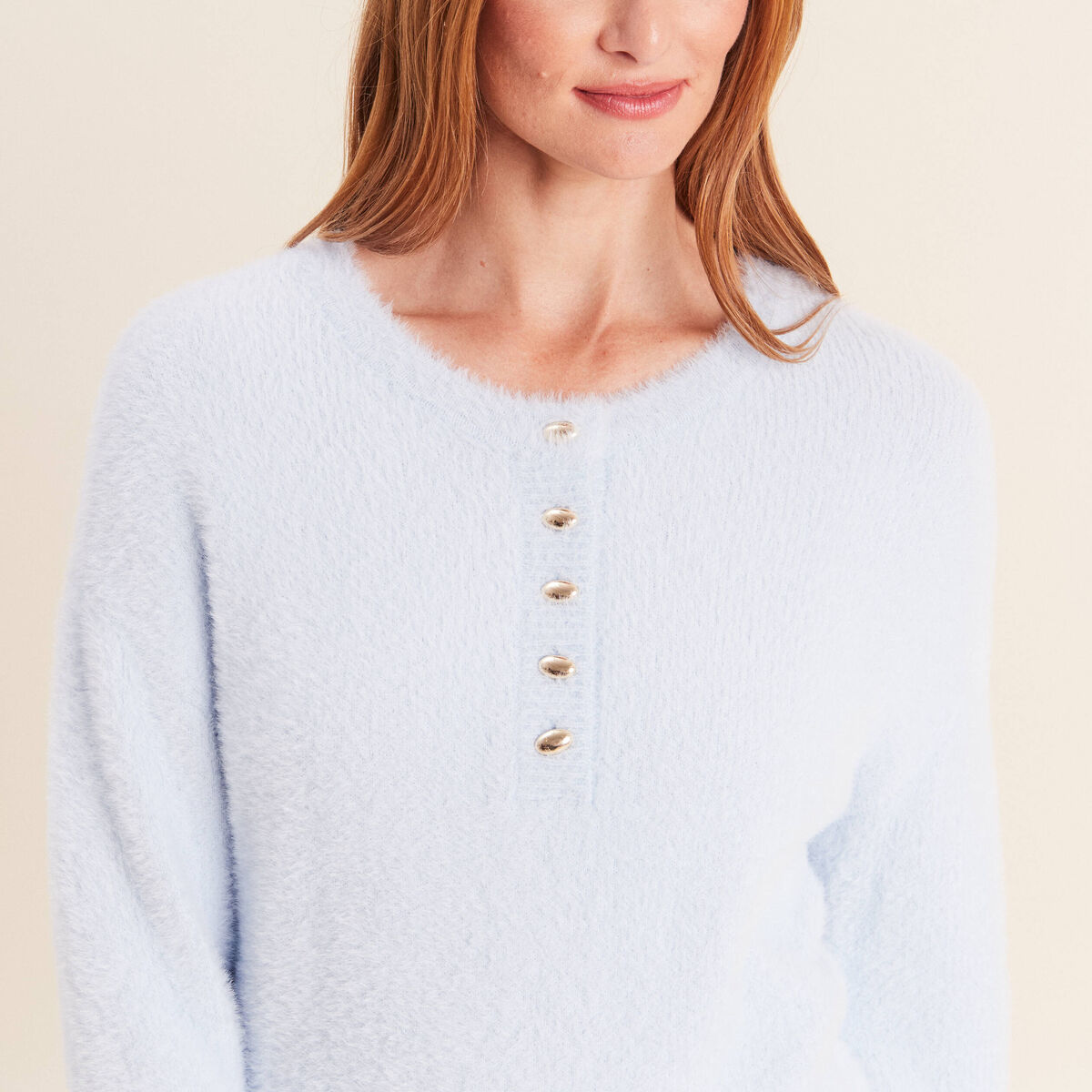 Pull col tunisien bleu pastel femme