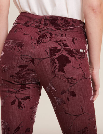 Jean ajusté taille standard bordeaux femme