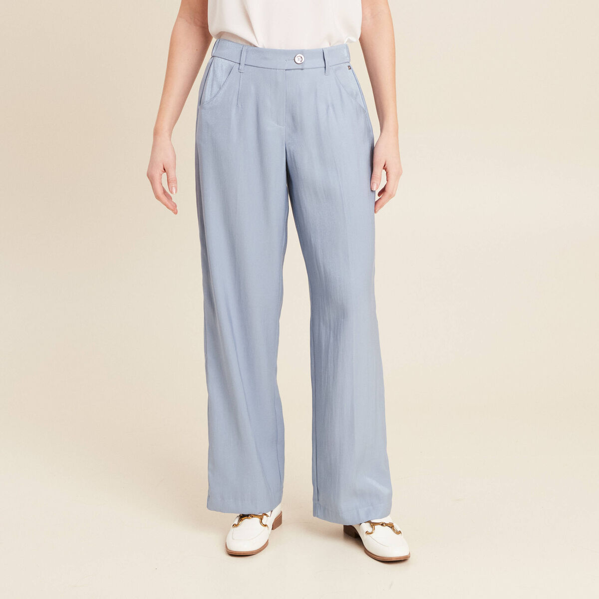 Pantalon flou irisé bleu clair femme