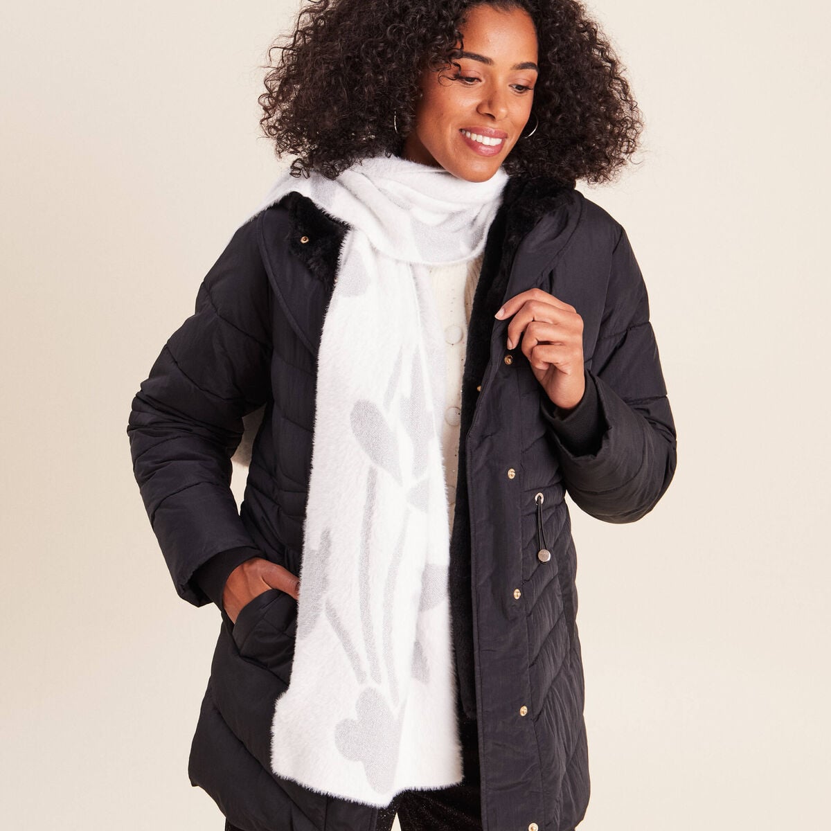 &Eacute;charpe fluide couleur argent femme