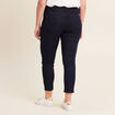 Jean magique Le L&eacute;ger coupe ajust&eacute;e denim brut femme