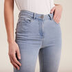 Jeans ajusté taille standard 7/8ème denim baby bleu femme