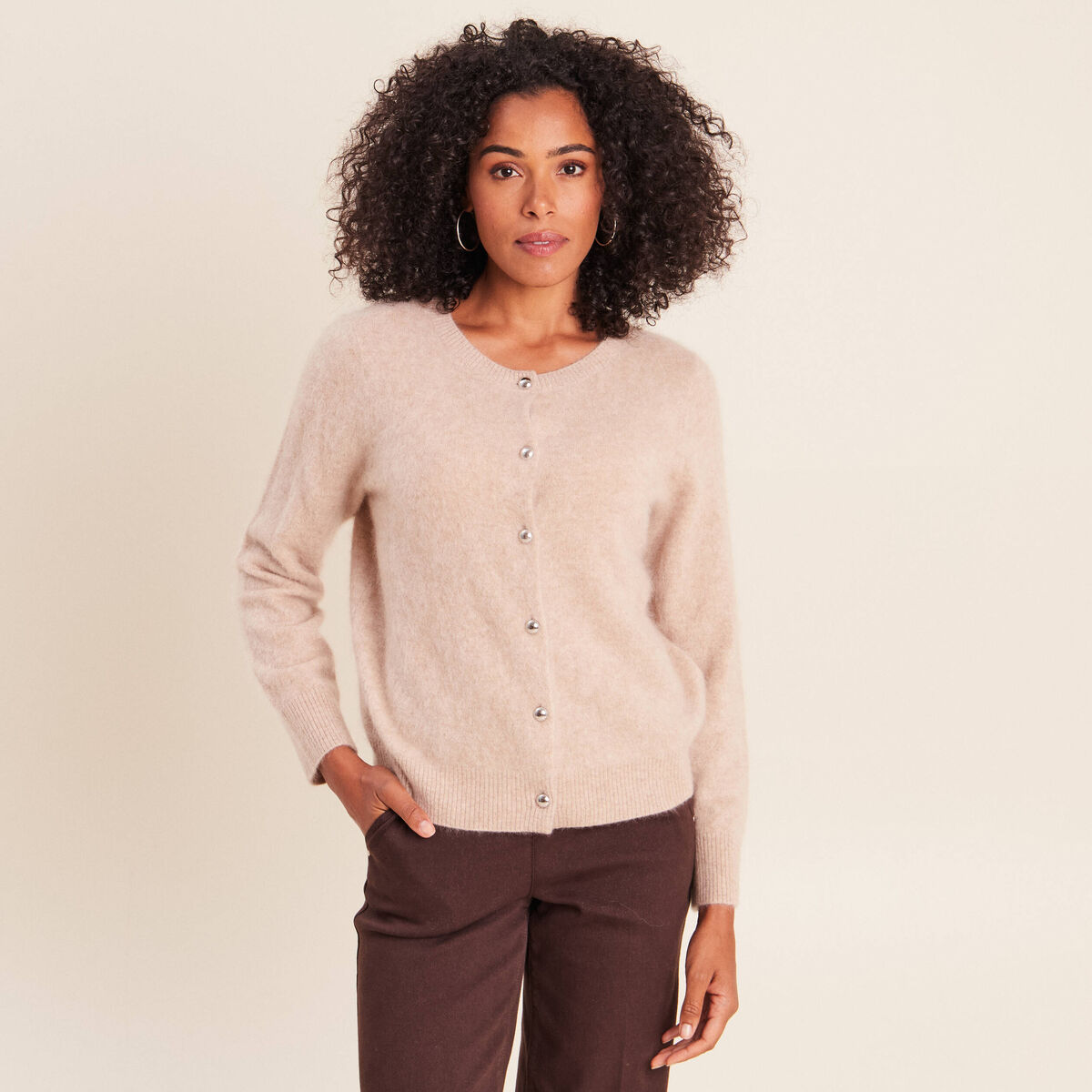 Gilet col rond sable femme