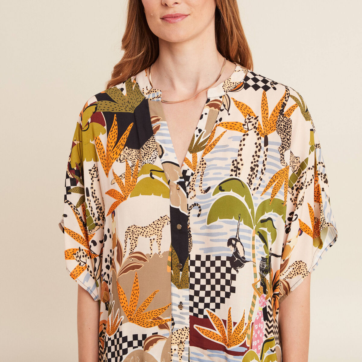 Chemise ample mi-longue manches courtes beige femme