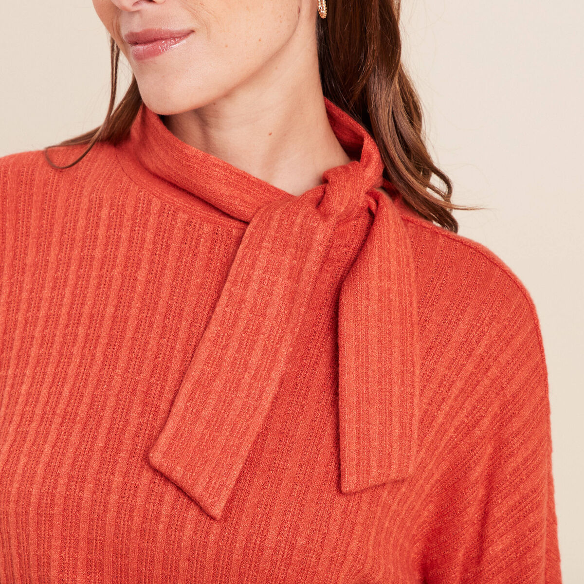 T-shirt col nou&eacute; manches longues rouge fonc&eacute; femme