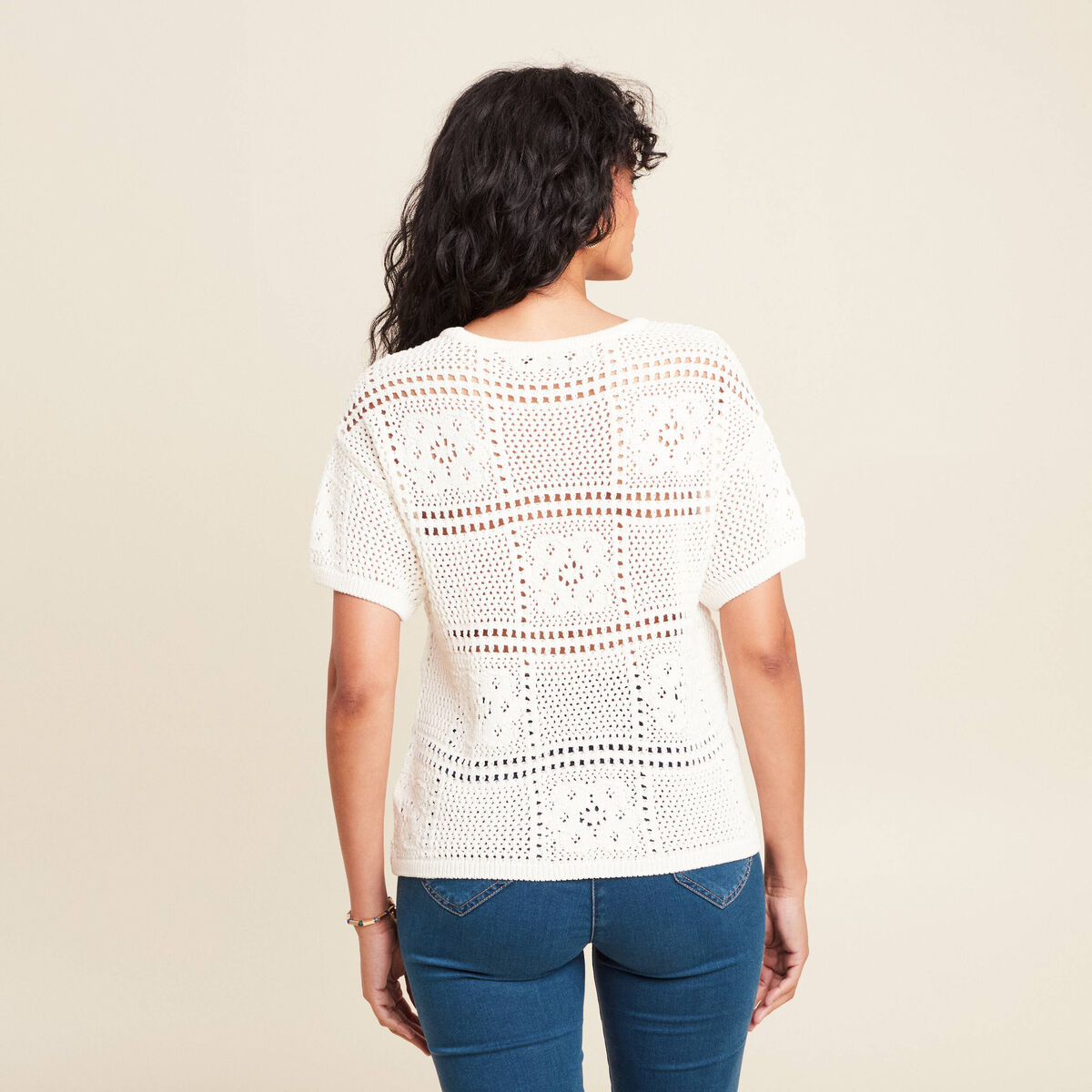 Pull court col rond manches courtes ecru femme