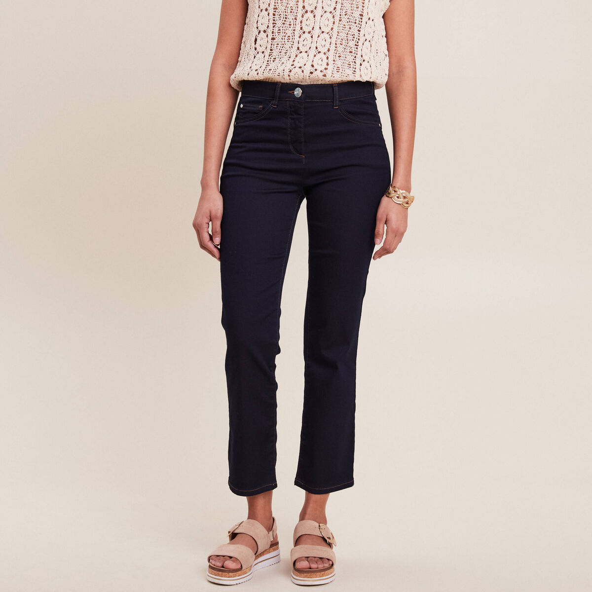 Jean magique Le L&eacute;ger coupe droite denim brut femme