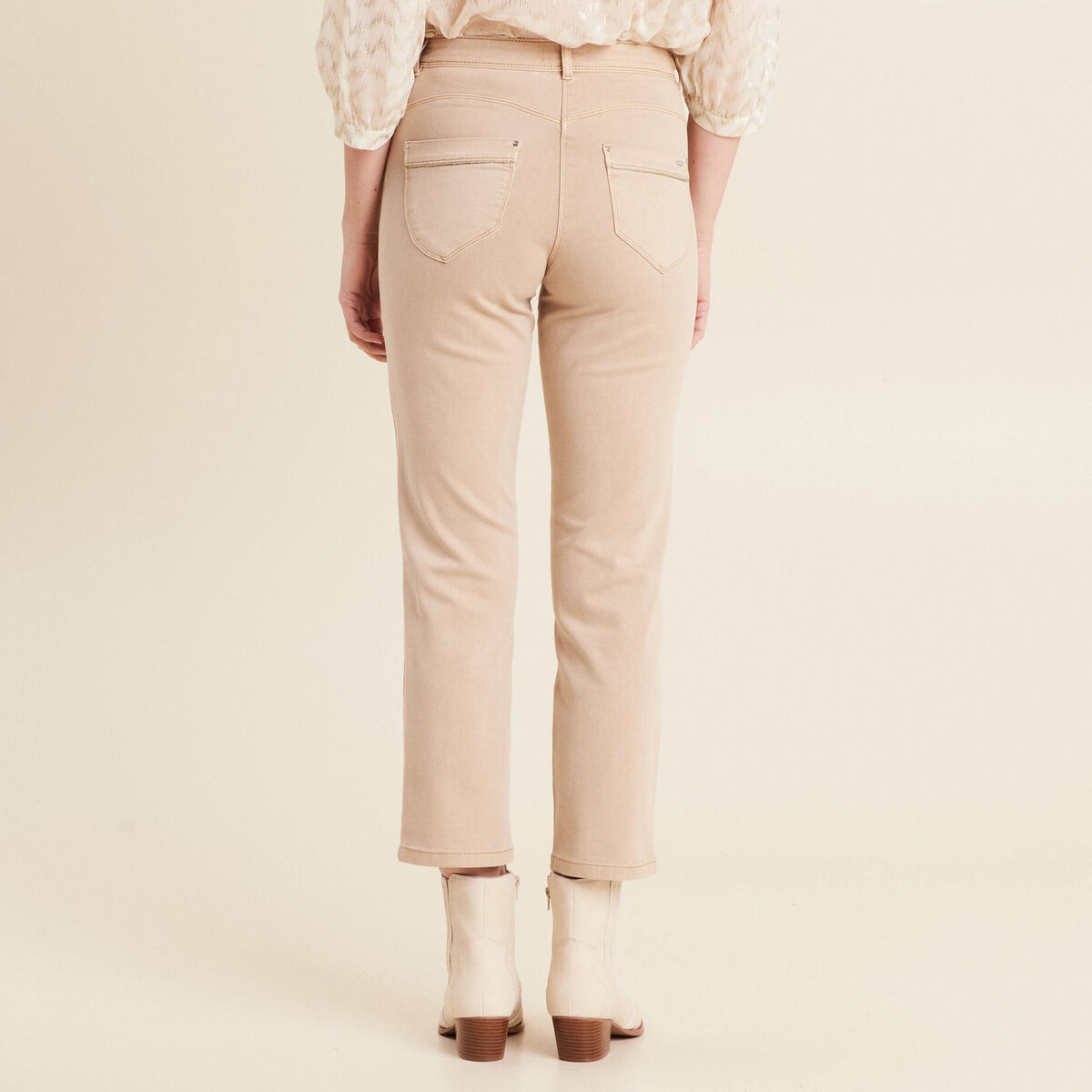 Jean coupe droite 7/8&egrave;me denim beige femme