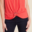 Top court bas resserré col rond rouge corail femme