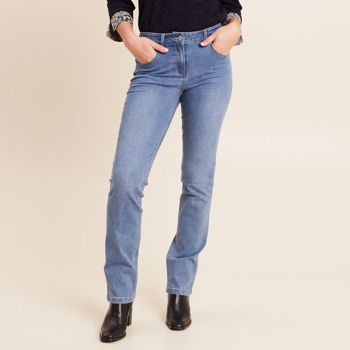 Jean coupe droite taille bascul&eacute;e denim double stone femme