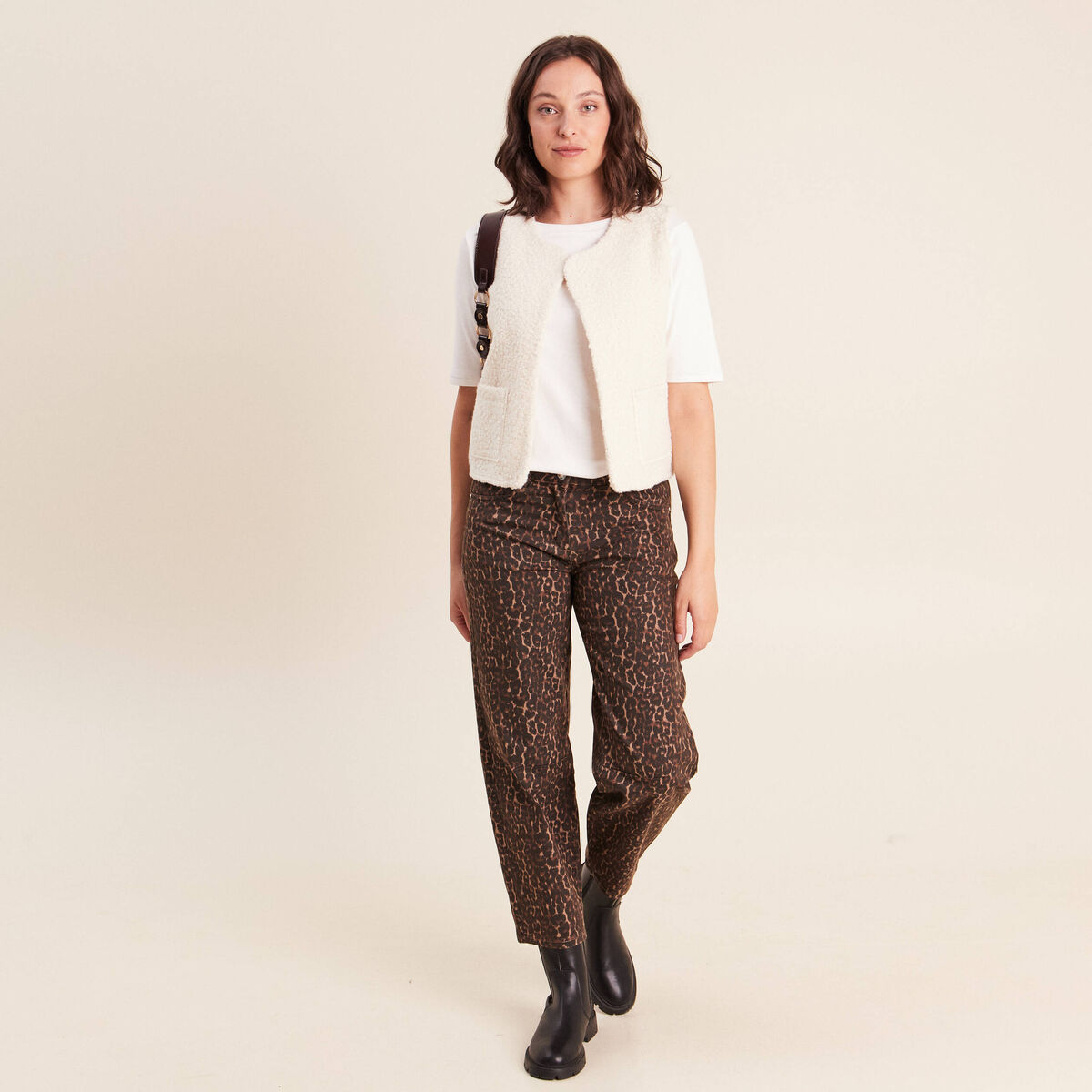 Gilet sans manches bouclette poches ecru femme