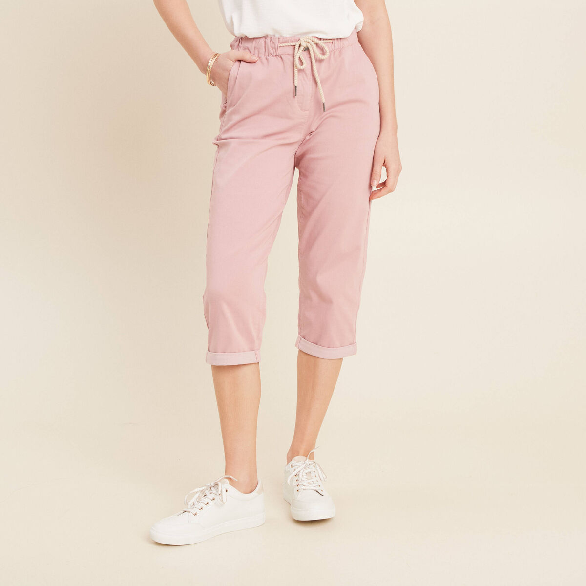 Pantacourt coupe mom large rose pastel femme