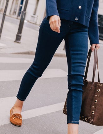 Jean coupe ajust&eacute;e effet bi-mati&egrave;re denim brut femme