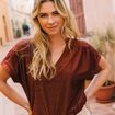 T-shirt manches courtes marron foncé femme